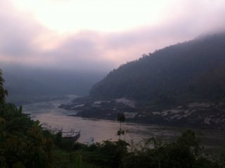 Morgenstimmung am Mekong Morgenstimmung am Mekong