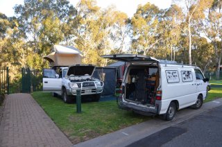 Hilfe direkt auf dem Campingplatz - welch ein Luxus! Hilfe direkt auf dem Campingplatz - welch ein Luxus!